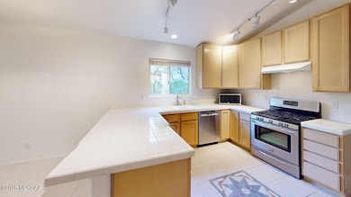 144 E Mesquite Crest Place, Oro Valley, AZ 85755 - photo 4