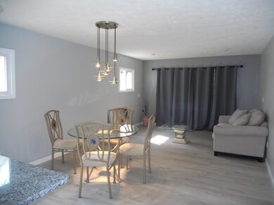 904 S Dexter Dr, Lansing, MI 48910 - photo 2