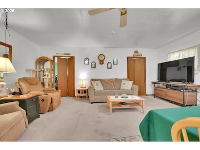 700 Upper Smith River Rd, Drain, OR 97435 - photo 7