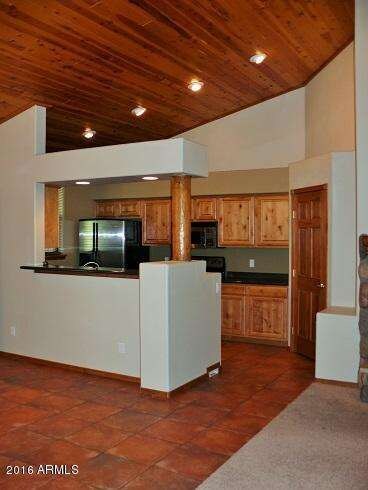 Kitchen Breakfast Bar
