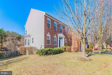 7710 Royal Azalea Ct, Springfield, VA 22153 - photo 3