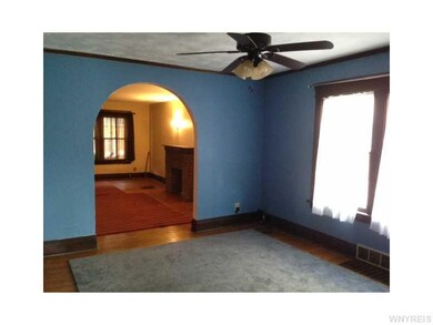 Dining Room. Lower