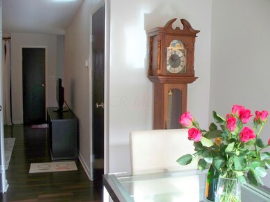 Dinette to Living Rm