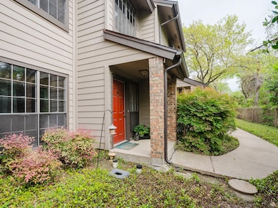 9910 Royal Ln unit 101, Dallas, TX 75231 - photo 5