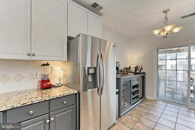 721 Massey Ln unit B, Alexandria, VA 22314 - photo 7