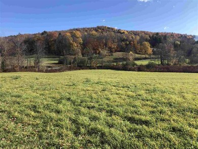 8836 Pomfret Rd, Pomfret, VT 05084 - photo 2
