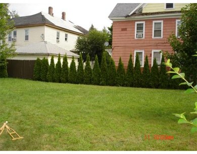 38 Campaw St unit 38, Lowell, MA 01850 - photo 3