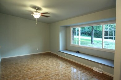12105 Kingfisher Rd, Crown Point, IN 46307 - photo 2