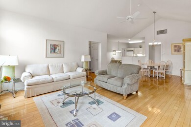 524 Poppy Ct unit V202, Langhorne, PA 19047 - photo 4