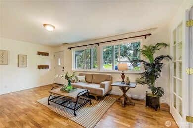 7444 NE 156th St, Kenmore, WA 98028 - photo 5