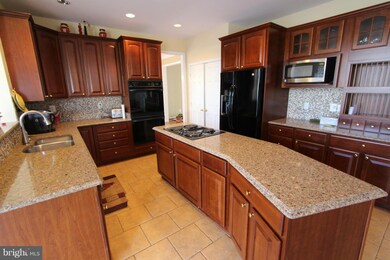 13514 Accord Ct, Gainesville, VA 20155 - photo 3