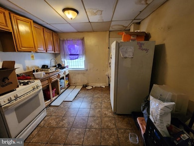 2402 Wilkens Ave, Baltimore, MD 21223 - photo 6