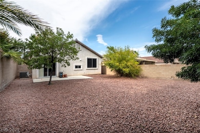 10341 Bentley Oaks Ave, Las Vegas, NV 89135 - photo 4