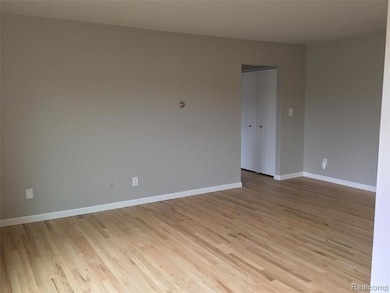 4820 Briarwood Ave unit 4, Royal Oak, MI 48073 - photo 6