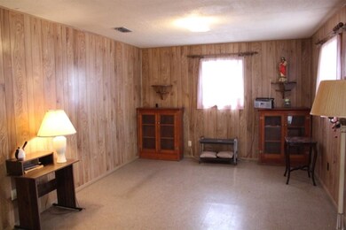 2301 Marcella Ave, Laredo, TX 78040 - photo 5