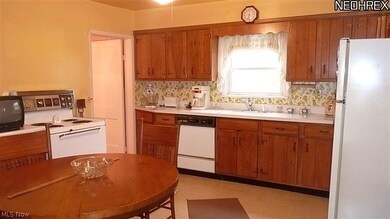 26378 Cranage Rd, Olmsted Falls, OH 44138 - photo 6