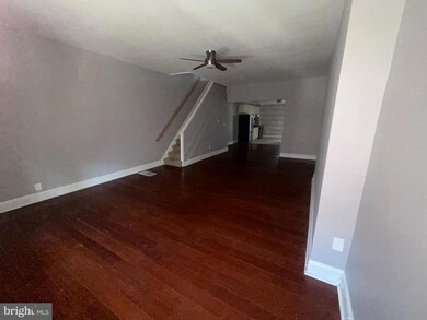643 State St, Camden, NJ 08102 - photo 4