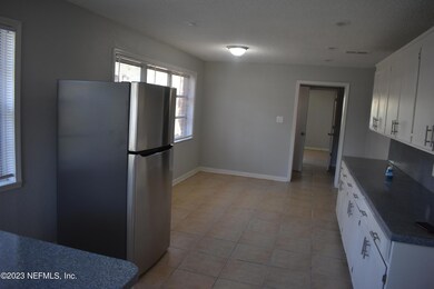 5716 Banyan Dr, Jacksonville, FL 32244 - photo 5