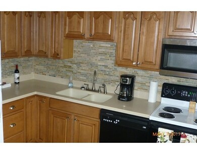 121 Bailey St unit A5, Worcester, MA 01602 - photo 2