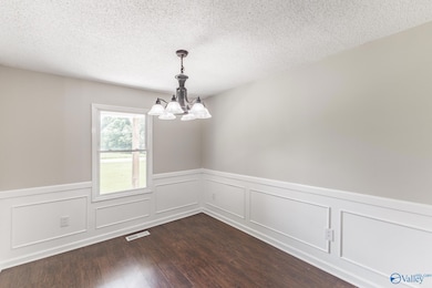 11566 Wall Triana Hwy, Ardmore, AL 35739 - photo 7