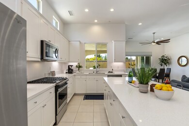 009_Kitchen
