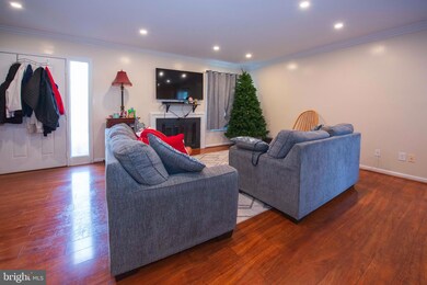 20309 Grazing Way, Montgomery Village, MD 20886 - photo 4