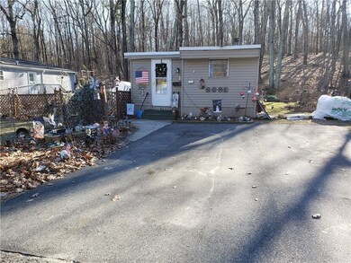 15 Hillside Dr, Mapleville, RI 02839 - photo 4