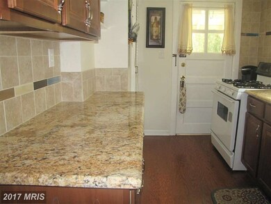 5812 Quintana St, Riverdale, MD 20737 - photo 7