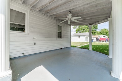 269 S 9th Ave, Beech Grove, IN 46107 - photo 6