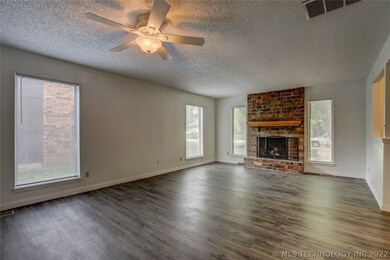 3109 S 216th East Ave, Broken Arrow, OK 74014 - photo 6