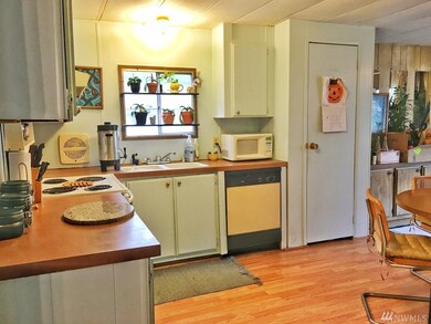 23708 Locust Way unit 38, Bothell, WA 98021 - photo 3