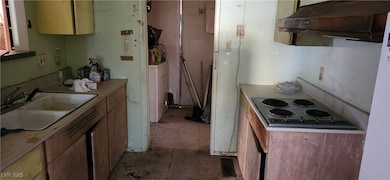 5912 Idle Ave, Las Vegas, NV 89107 - photo 2