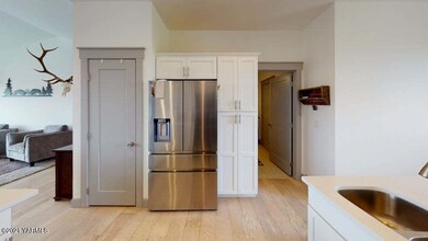 Kitchen 4