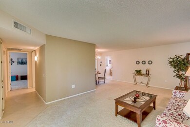 10585 W Palmeras Dr unit D, Sun City, AZ 85373 - photo 2
