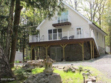 117 Eisenhower Dr, Dingmans Ferry, PA 18328 - photo 2