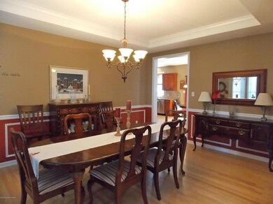 1256 Woodberry Dr, Mountain Top, PA 18707 - photo 4