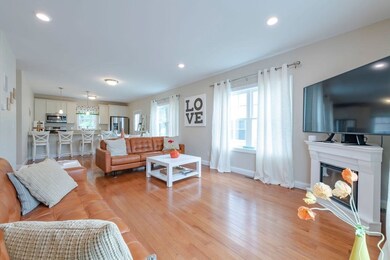 637 Gifford St unit 18B, Falmouth, MA 02540 - photo 3