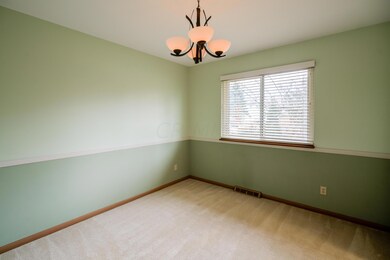1402 Reymond Rd-19