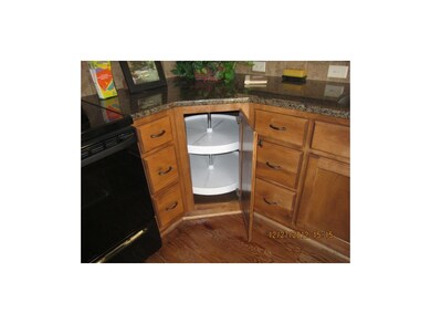 LARGE CORNER LAZY SUSAN