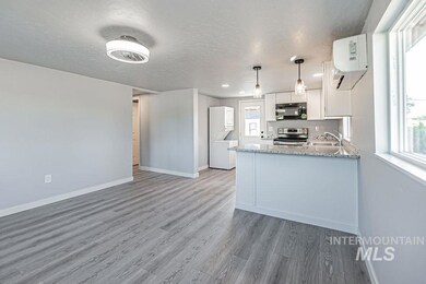 303 Fern St, Nampa, ID 83686 - photo 5