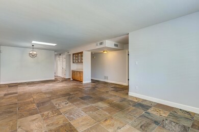 5640 living room-dining-butler's pantry