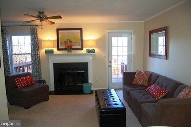 18737 Martins Landing Dr, Germantown, MD 20874 - photo 7