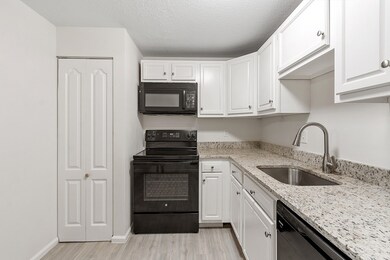 20 Abbey Rd unit 201, Leominster, MA 01453 - photo 3