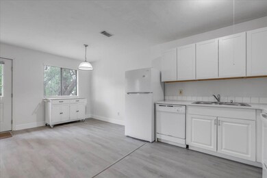 1317 Airport Dr unit F12, Tallahassee, FL 32304 - photo 6