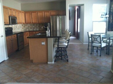 Muriel EatIn Kitchen