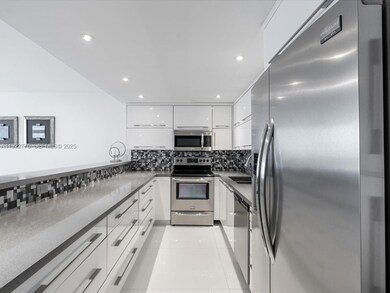 Ocean Reserve Sunny Condominium unit 627, Sunny Isles Beach, FL 33160 - photo 5