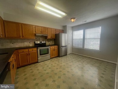 452 Cromwell Ct, Culpeper, VA 22701 - photo 2