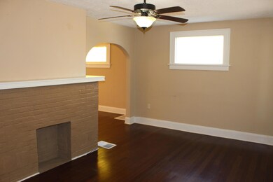 385 E Welch Ave 023