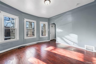 2657 Botsford St, HamtraMcK, MI 48212 - photo 5