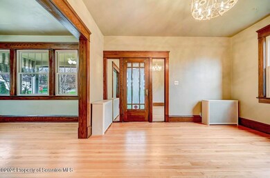 1802 S Webster Ave, Scranton, PA 18505 - photo 6